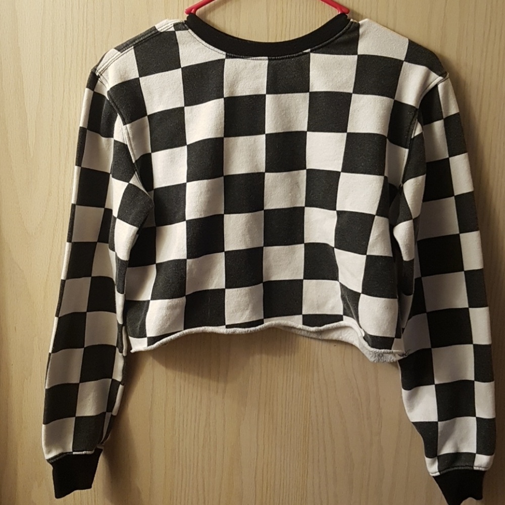 ADORABLE Sweatshirt Crop Top
